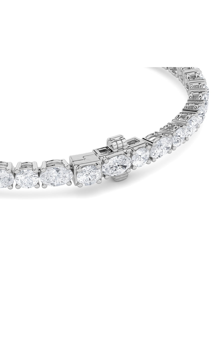 6.75Cttw Oval Shaped Lab Grown Diamond (F/VS) Bracelet in 14K Gold